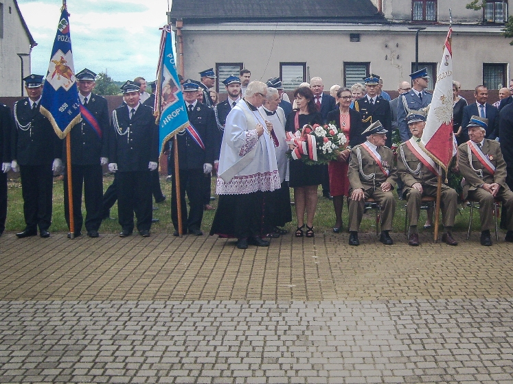 SL277202-swp.jpg SL277202-swp.jpg