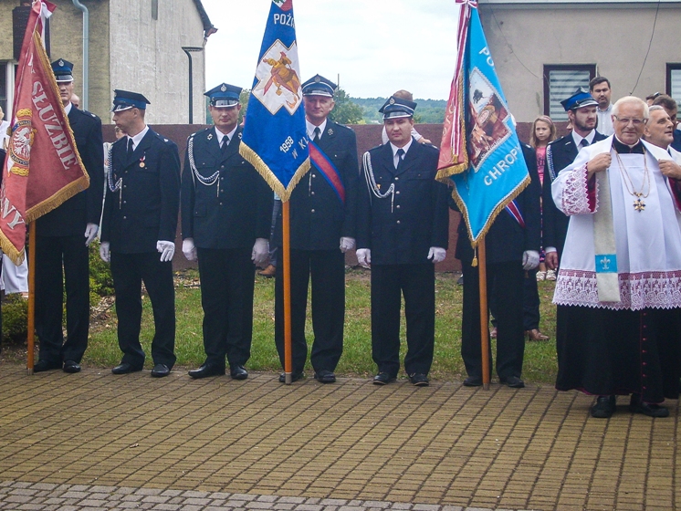 SL277204-swp.jpg SL277204-swp.jpg